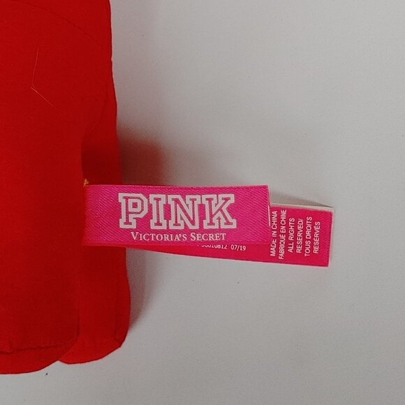 CUTE Victoria's Secret PINK DOG CANADA Day Plush Limited Edition - Picture 6 of 9